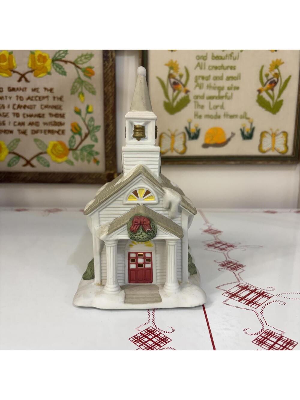 Porcelain church partylite vintage 1995